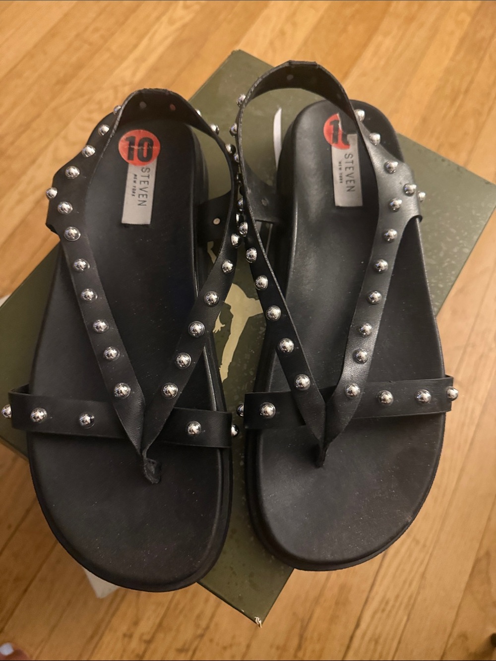 Steven NY sz 10 Black Studded Thong Sandals